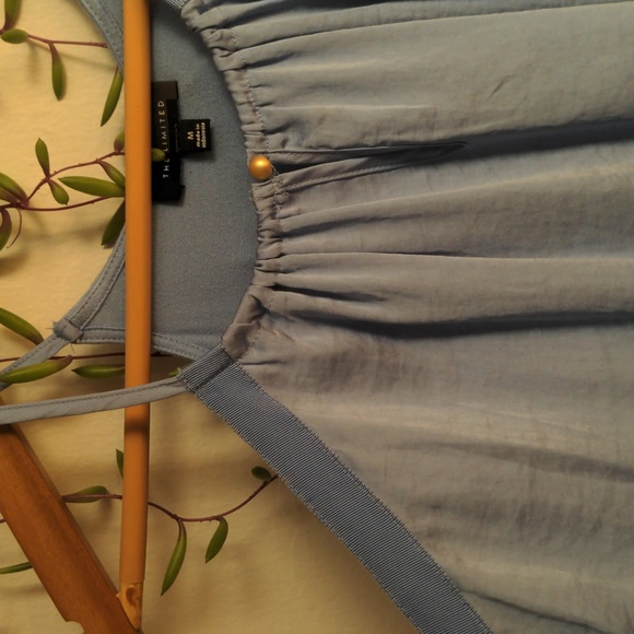 2 Summer Tops - Picture 2 of 9